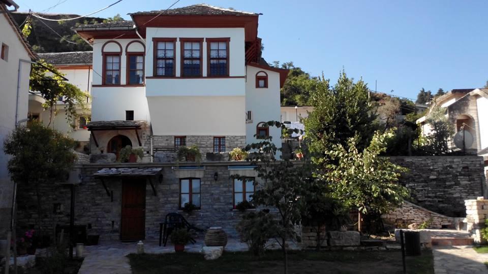 Hotel Gjirokastra Exterior photo