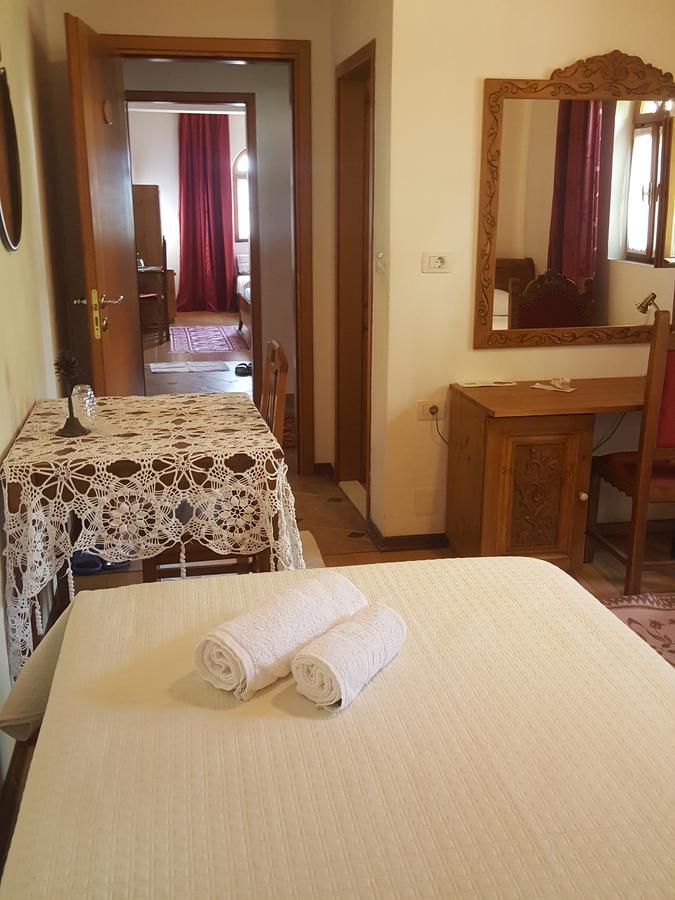 Hotel Gjirokastra Exterior photo